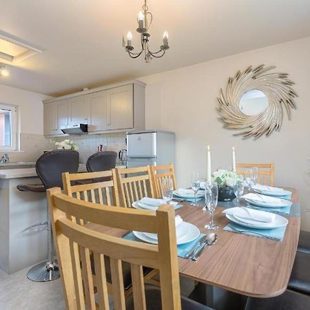 Town Square Townhouse - Best Location In Galway Eksteriør bilde